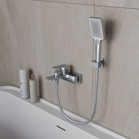 OL-639003A-CR D-LINE Смеситель для ванны с душевым гарнитуром хром OLIVEEKA фото 2